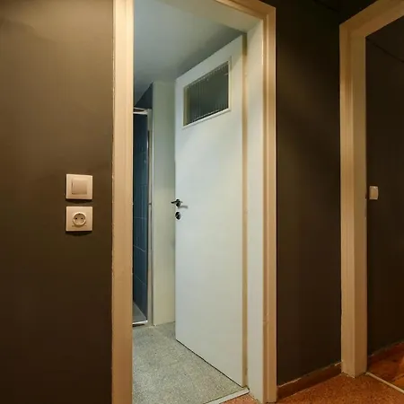 Apartment Center Comfort