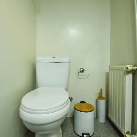 Apartment Center Comfort *